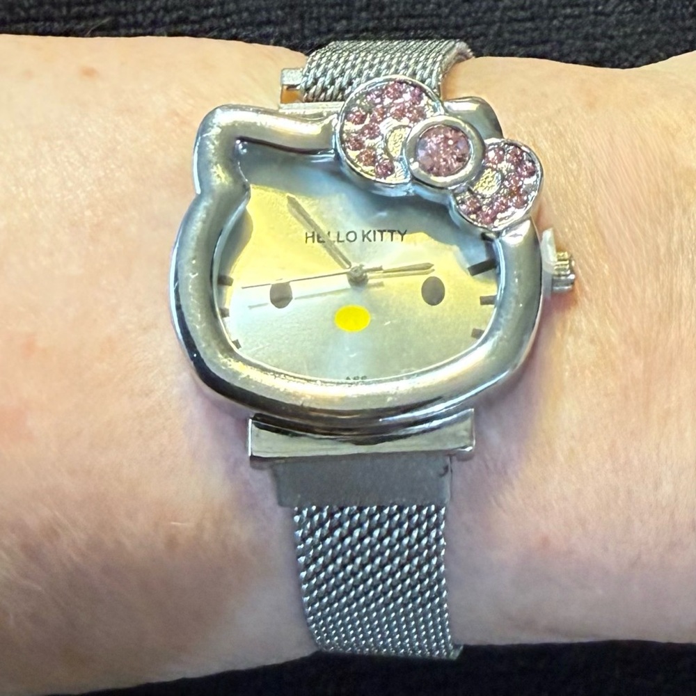 Hello Kitty Pink Silver Watch with Iconic Design